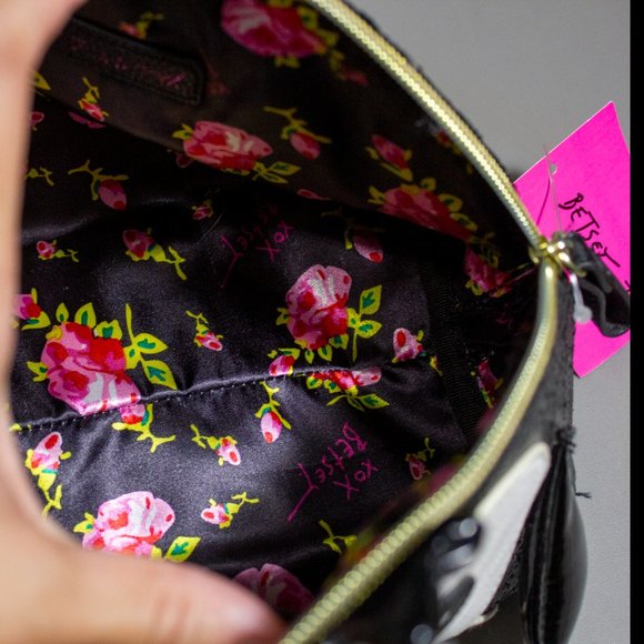 Betsey Johnson Sparkly Penguin Make Up Bag - Picture 4 of 5